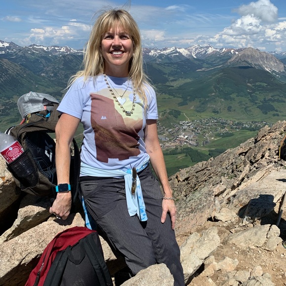 Adventure in my heart, pearls on my wrist-Free spirit wrapped in a silk scarf. - Picture 2 of 16